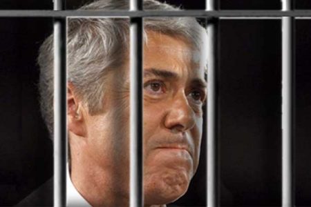 José Sócrates em prisão preventiva