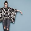 Casaco poncho estampado étnico - Pull&Bear: 19,99€