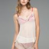 Pijama curto com detalhe em renda - Women's Secret: 9,99€