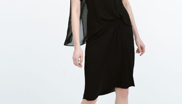 Vestido de capa dupla com franzido - Zara: 35,95€