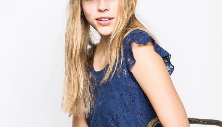 Vestido manga volante em renda azul - Springfield: 32,99€