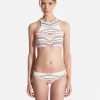 Biquíni geométrico rosa - Oysho: (top) 19,99€ e (cueca) 12,99€