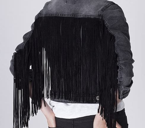 Parca denim franjas - Blanco: 39,99€