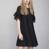 Vestido com folhos - Blanco: 22,99€